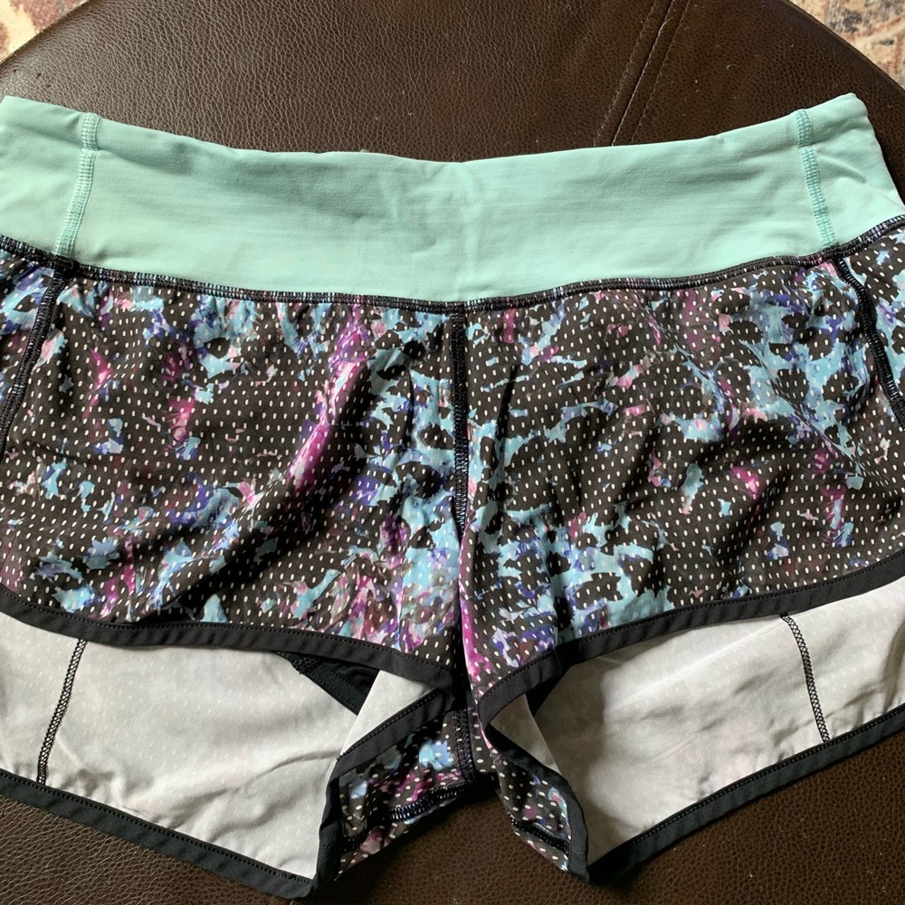 Lululemon Speeds